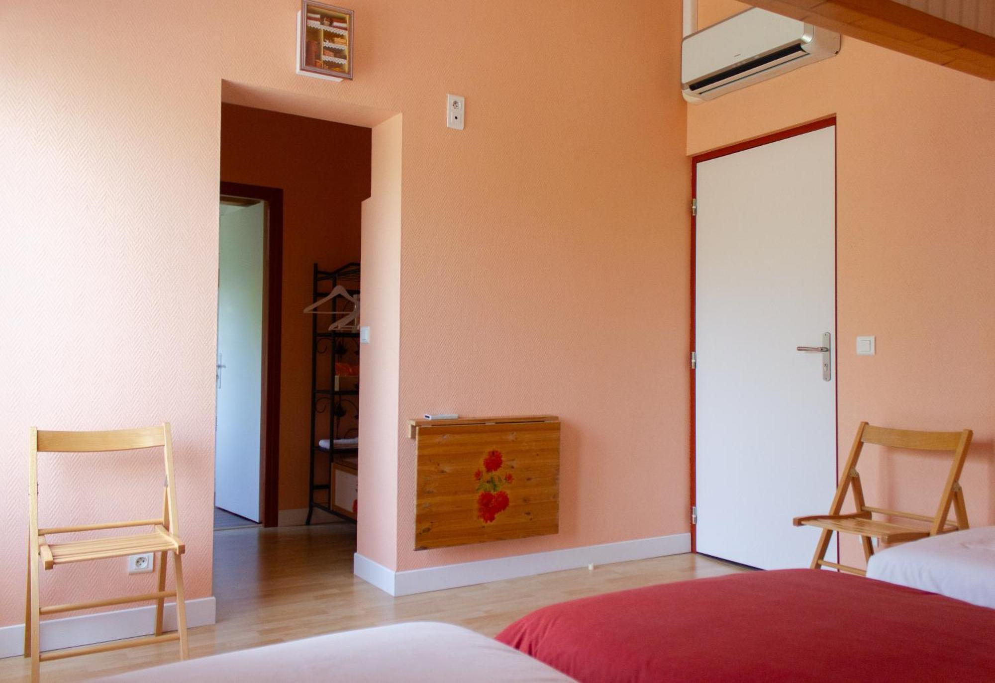 Chambres D'Hotes Au Grillon Dort Мусте Экстерьер фото